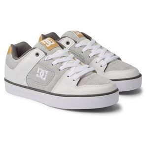 BRAND NEW men dc DC pure skate shoes size US 8 & 9.5